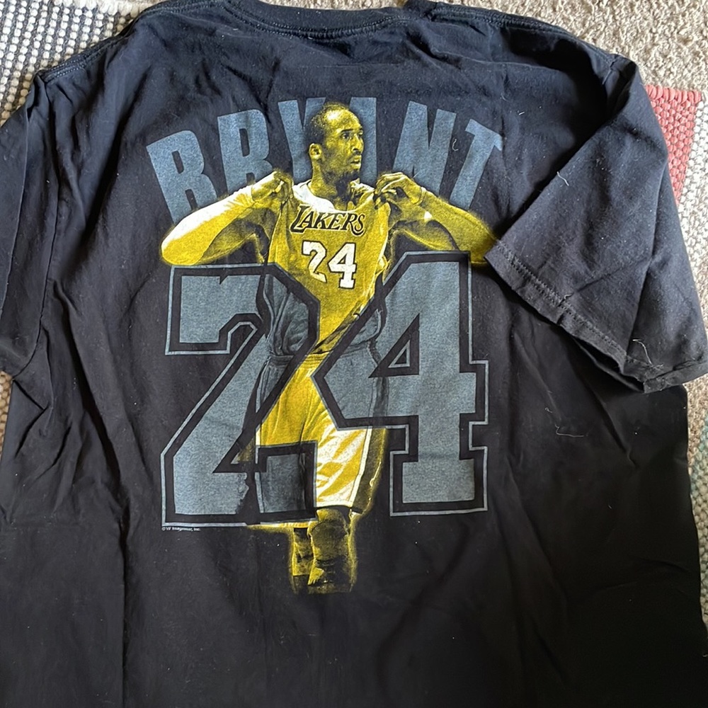 Kobe Bryant Black Mamba T-shirt